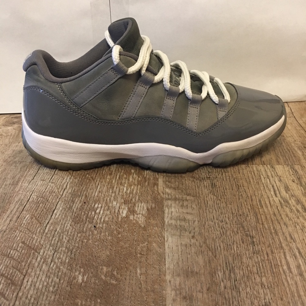 Nike Air Jordan 11 XI Low Cool Grey mens size 9.5